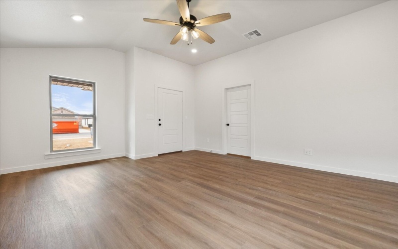 13823 Gary Avenue, Lubbock, TX 79423, 3 Habitaciones Habitaciones , ,2 BañosBaños,Residential,En Venta,13823 Gary Avenue,0,202601919