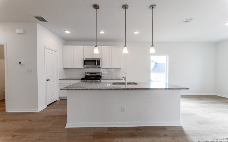 6647 Cibolo Springs, Converse, TX 78109, 3 Habitaciones Habitaciones , ,2 BañosBaños,Residential,En Venta,6647 Cibolo Springs,0,1890688