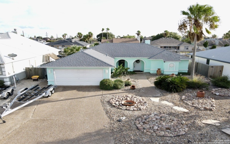 13849 Doubloon St, Corpus Christi, TX 78418, 3 Habitaciones Habitaciones , ,2 BañosBaños,Residential,En Venta,13849 Doubloon St,0,1895162