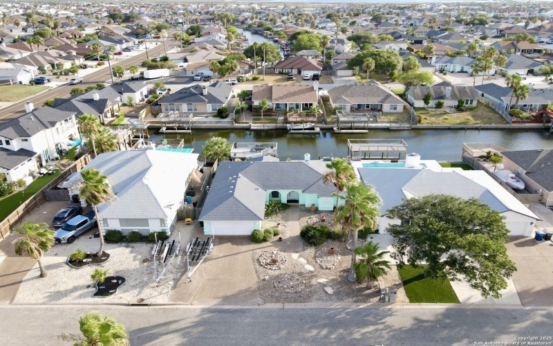 13849 Doubloon St, Corpus Christi, TX 78418, 3 Habitaciones Habitaciones , ,2 BañosBaños,Residential,En Venta,13849 Doubloon St,0,1895162