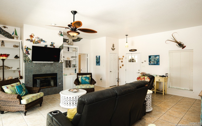 13849 Doubloon St, Corpus Christi, TX 78418, 3 Habitaciones Habitaciones , ,2 BañosBaños,Residential,En Venta,13849 Doubloon St,0,1895162