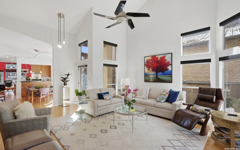 38 Oakwell Farms, San Antonio, TX 78218, 3 Habitaciones Habitaciones , ,2 BañosBaños,Residential,En Venta,38 Oakwell Farms,0,1940817