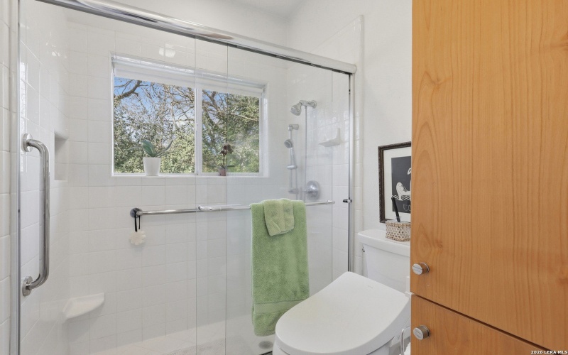 38 Oakwell Farms, San Antonio, TX 78218, 3 Habitaciones Habitaciones , ,2 BañosBaños,Residential,En Venta,38 Oakwell Farms,0,1940817