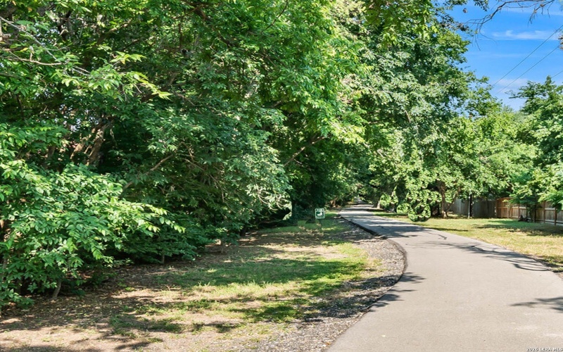 38 Oakwell Farms, San Antonio, TX 78218, 3 Habitaciones Habitaciones , ,2 BañosBaños,Residential,En Venta,38 Oakwell Farms,0,1940817