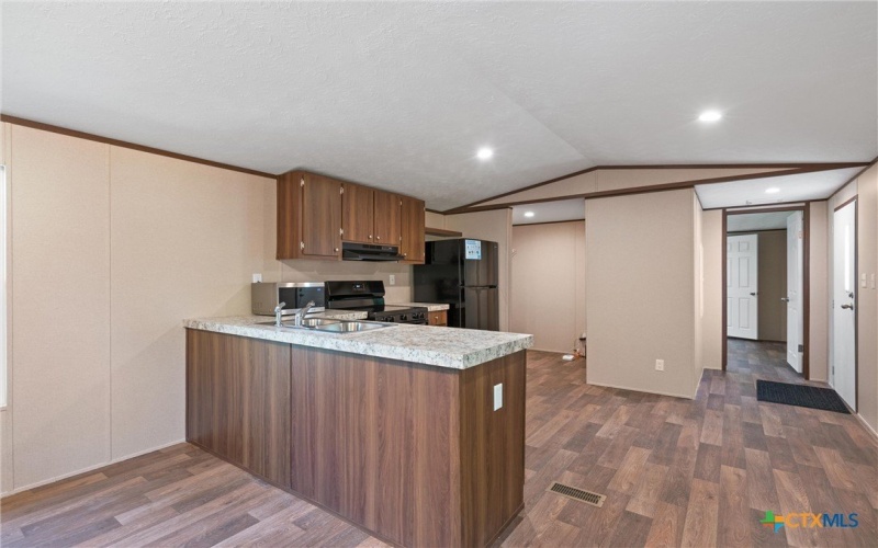 27 Briarwood Road, Morgans Point Resort, TX 76513, 3 Habitaciones Habitaciones , ,2 BañosBaños,Residential,En Venta,27 Briarwood Road,0,604336