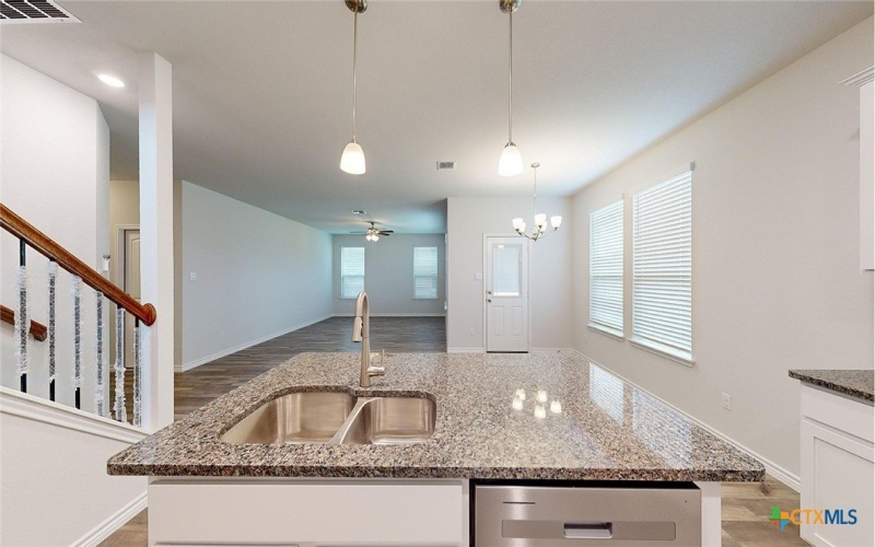 262 Dora Drive, Killeen, TX 76549, 5 Bedrooms Bedrooms, ,3 BathroomsBathrooms,Residential,For Sale,262 Dora Drive,0,604473