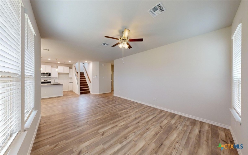 262 Dora Drive, Killeen, TX 76549, 5 Bedrooms Bedrooms, ,3 BathroomsBathrooms,Residential,For Sale,262 Dora Drive,0,604473