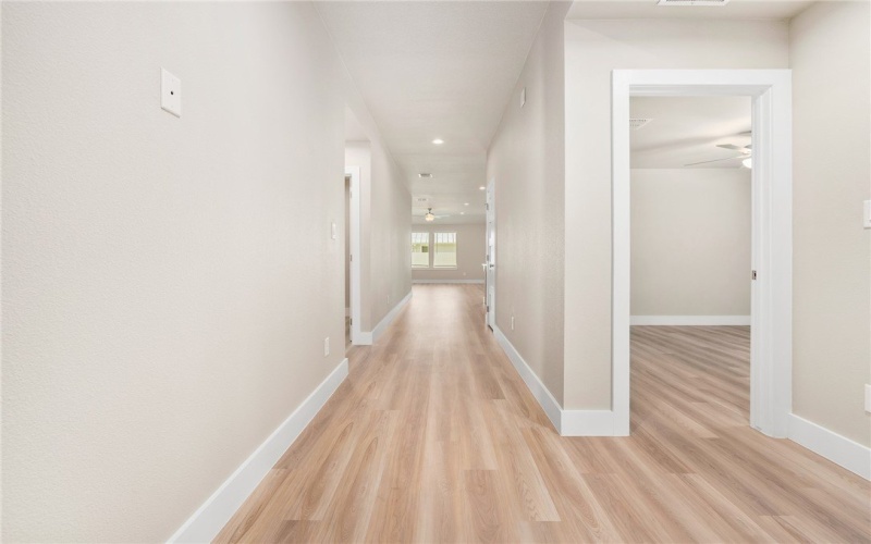 1013 Las Palmas Drive, Rockport, TX 78382, 4 Bedrooms Bedrooms, ,2 BathroomsBathrooms,Residential,For Sale,1013 Las Palmas Drive,0,471565