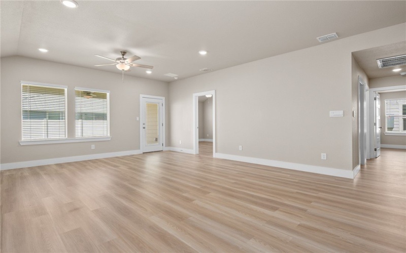 1009 St Croix Drive, Rockport, TX 78382, 4 Bedrooms Bedrooms, ,2 BathroomsBathrooms,Residential,For Sale,1009 St Croix Drive,0,471567