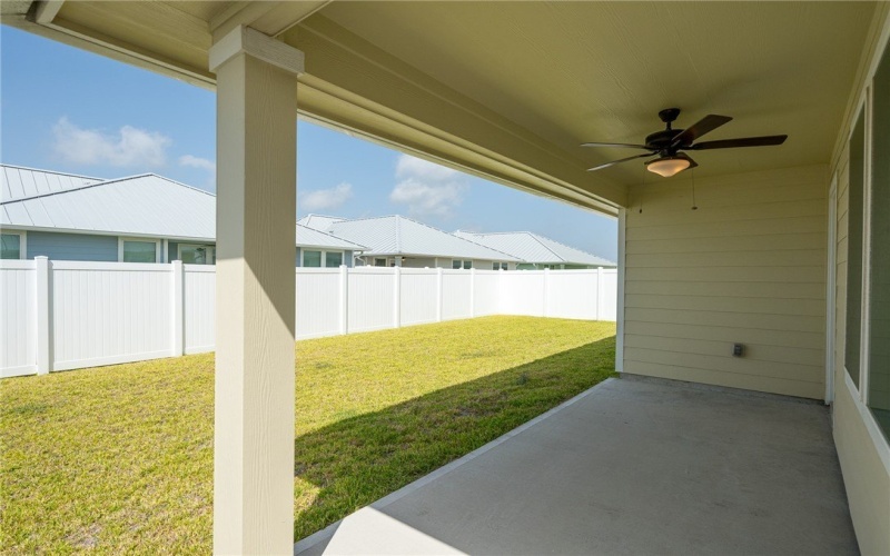 1009 St Croix Drive, Rockport, TX 78382, 4 Bedrooms Bedrooms, ,2 BathroomsBathrooms,Residential,For Sale,1009 St Croix Drive,0,471567