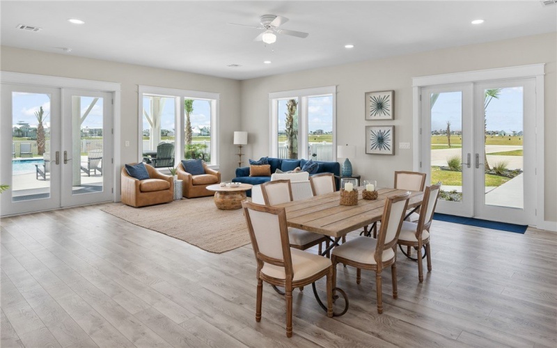 1009 St Croix Drive, Rockport, TX 78382, 4 Bedrooms Bedrooms, ,2 BathroomsBathrooms,Residential,For Sale,1009 St Croix Drive,0,471567