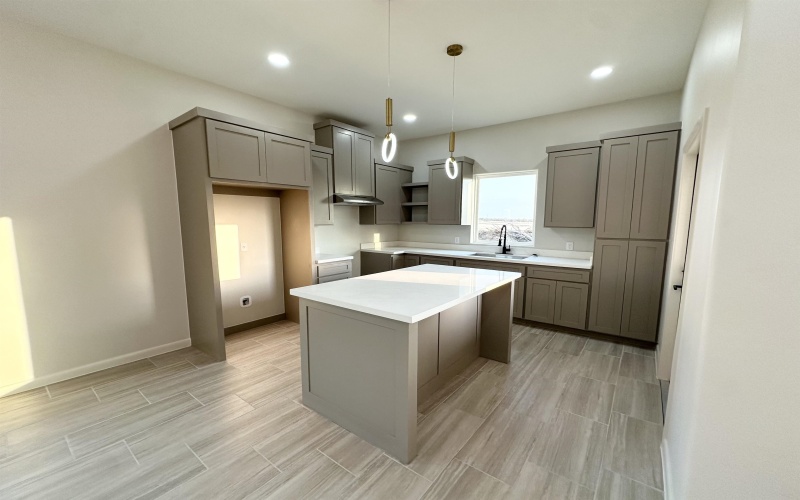 5007 Carambola Ln., Laredo, TX 78046, 3 Bedrooms Bedrooms, ,2 BathroomsBathrooms,Residential,For Sale,5007 Carambola Ln.,0,20260776