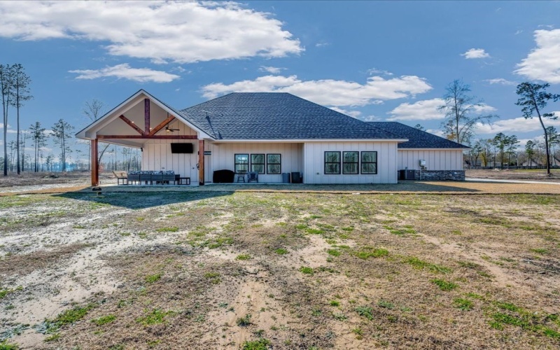 261 Linvell Grimes Rd, Diboll, TX 75941, 3 Bedrooms Bedrooms, ,2 BathroomsBathrooms,Residential,For Sale,261 Linvell Grimes Rd,0,5107997