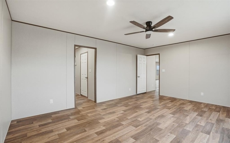 5813 County Road 912, Godley, TX 76044, 4 Bedrooms Bedrooms, ,2 BathroomsBathrooms,Residential,For Sale,5813 County Road 912,0,21158717