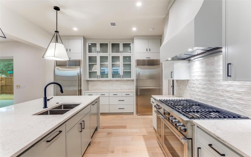 5501 Pershing Avenue, Fort Worth, TX 76107, 4 Habitaciones Habitaciones , ,3 BañosBaños,Residential,En Venta,5501 Pershing Avenue,0,21171454