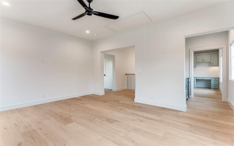 5501 Pershing Avenue, Fort Worth, TX 76107, 4 Habitaciones Habitaciones , ,3 BañosBaños,Residential,En Venta,5501 Pershing Avenue,0,21171454