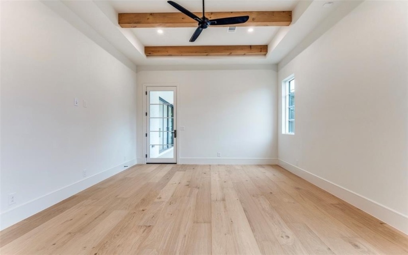 5501 Pershing Avenue, Fort Worth, TX 76107, 4 Habitaciones Habitaciones , ,3 BañosBaños,Residential,En Venta,5501 Pershing Avenue,0,21171454