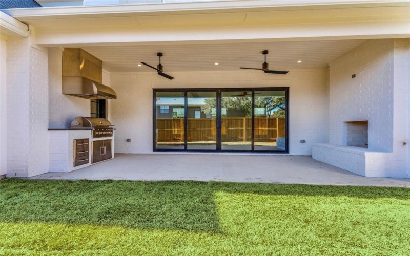 5501 Pershing Avenue, Fort Worth, TX 76107, 4 Habitaciones Habitaciones , ,3 BañosBaños,Residential,En Venta,5501 Pershing Avenue,0,21171454