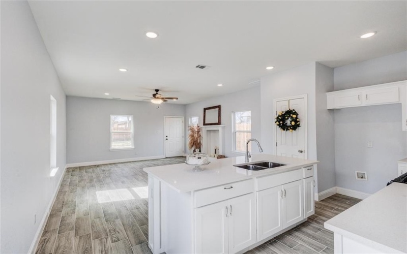 3101 Clinton Avenue #TX, Fort Worth, TX 76106, 3 Habitaciones Habitaciones , ,2 BañosBaños,Residential,En Venta,3101 Clinton Avenue,0,21174069