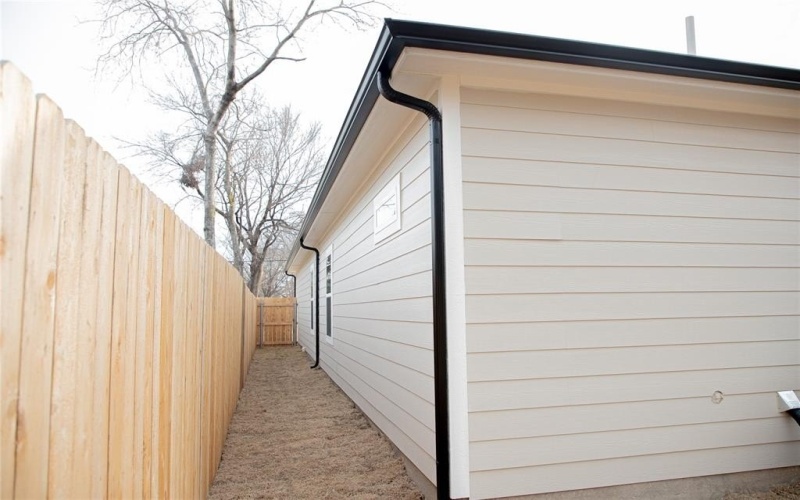 1527 Caldwell Avenue, Dallas, TX 75223, 3 Bedrooms Bedrooms, ,2 BathroomsBathrooms,Residential,For Sale,1527 Caldwell Avenue,0,21174837