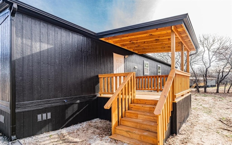 300 Huddleston Road, Sunset, TX 76270, 3 Bedrooms Bedrooms, ,2 BathroomsBathrooms,Residential,For Sale,300 Huddleston Road,0,21176573