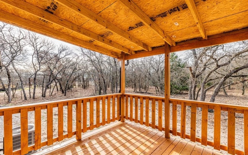 300 Huddleston Road, Sunset, TX 76270, 3 Bedrooms Bedrooms, ,2 BathroomsBathrooms,Residential,For Sale,300 Huddleston Road,0,21176573