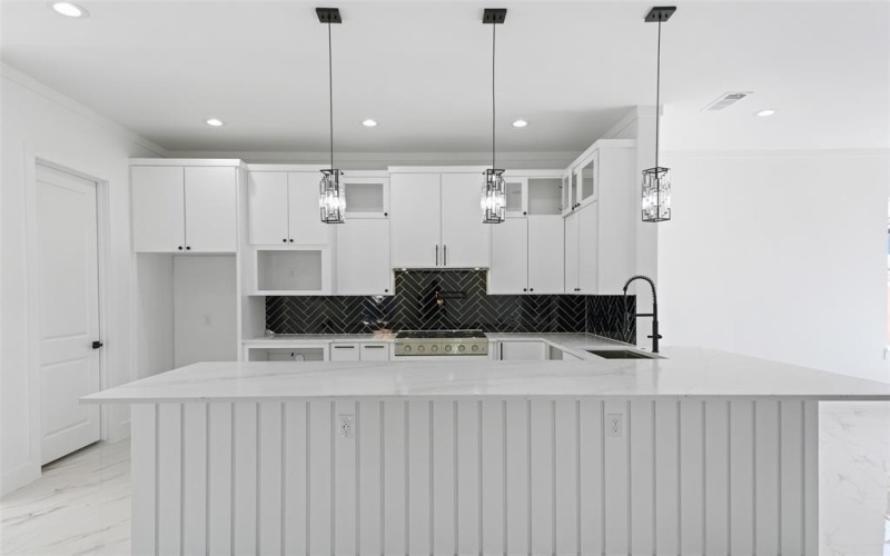 4107 Vineyard Drive, Dallas, TX 75212, 4 Bedrooms Bedrooms, ,2 BathroomsBathrooms,Residential,For Sale,4107 Vineyard Drive,0,21176938