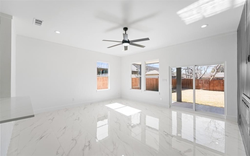 4107 Vineyard Drive, Dallas, TX 75212, 4 Bedrooms Bedrooms, ,2 BathroomsBathrooms,Residential,For Sale,4107 Vineyard Drive,0,21176938