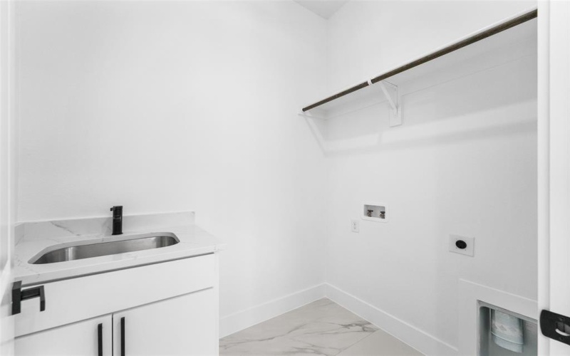 4107 Vineyard Drive, Dallas, TX 75212, 4 Bedrooms Bedrooms, ,2 BathroomsBathrooms,Residential,For Sale,4107 Vineyard Drive,0,21176938