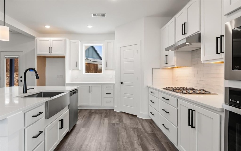 3526 Randall Terrace, Grand Prairie, TX 76065, 3 Bedrooms Bedrooms, ,2 BathroomsBathrooms,Residential,For Sale,3526 Randall Terrace,0,21177127