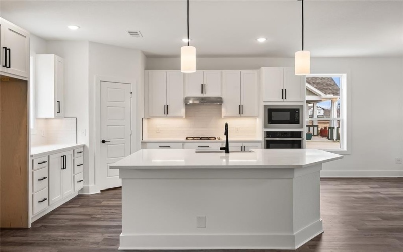 3526 Randall Terrace, Grand Prairie, TX 76065, 3 Bedrooms Bedrooms, ,2 BathroomsBathrooms,Residential,For Sale,3526 Randall Terrace,0,21177127