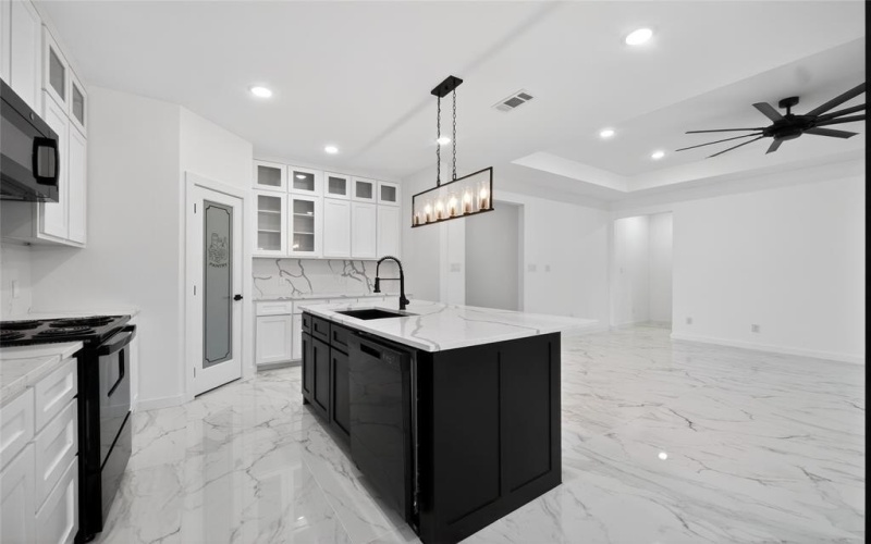 120 E Woodell Drive, Glenn Heights, TX 75154, 3 Bedrooms Bedrooms, ,2 BathroomsBathrooms,Residential,For Sale,120 E Woodell Drive,0,21177147