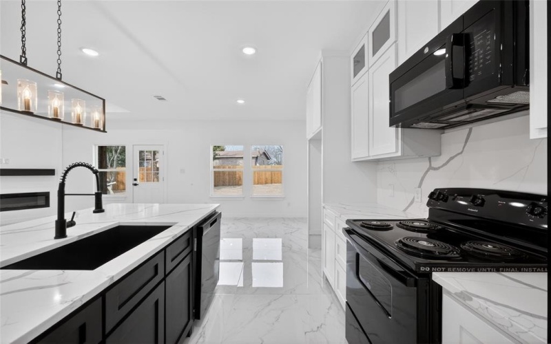 120 E Woodell Drive, Glenn Heights, TX 75154, 3 Bedrooms Bedrooms, ,2 BathroomsBathrooms,Residential,For Sale,120 E Woodell Drive,0,21177147