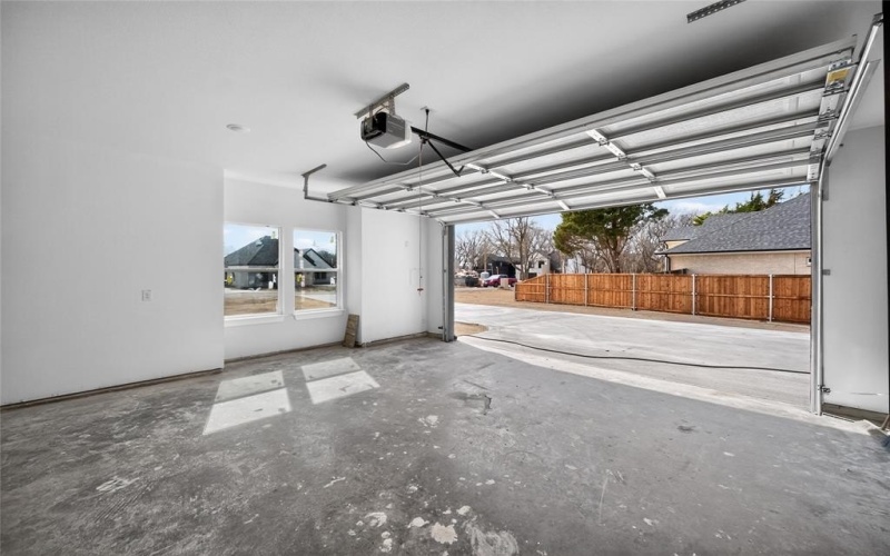 120 E Woodell Drive, Glenn Heights, TX 75154, 3 Bedrooms Bedrooms, ,2 BathroomsBathrooms,Residential,For Sale,120 E Woodell Drive,0,21177147