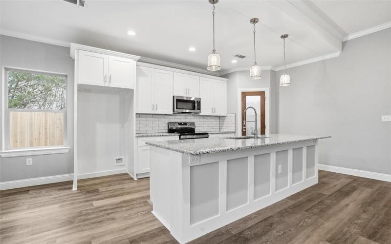 3611 Broken Bow Drive, Granbury, TX 76048, 3 Habitaciones Habitaciones , ,2 BañosBaños,Residential,En Venta,3611 Broken Bow Drive,0,21177345