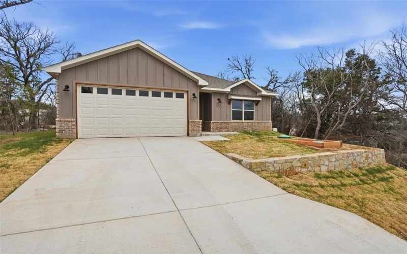 3611 Broken Bow Drive, Granbury, TX 76048, 3 Habitaciones Habitaciones , ,2 BañosBaños,Residential,En Venta,3611 Broken Bow Drive,0,21177345