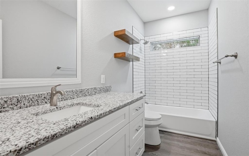 3611 Broken Bow Drive, Granbury, TX 76048, 3 Habitaciones Habitaciones , ,2 BañosBaños,Residential,En Venta,3611 Broken Bow Drive,0,21177345