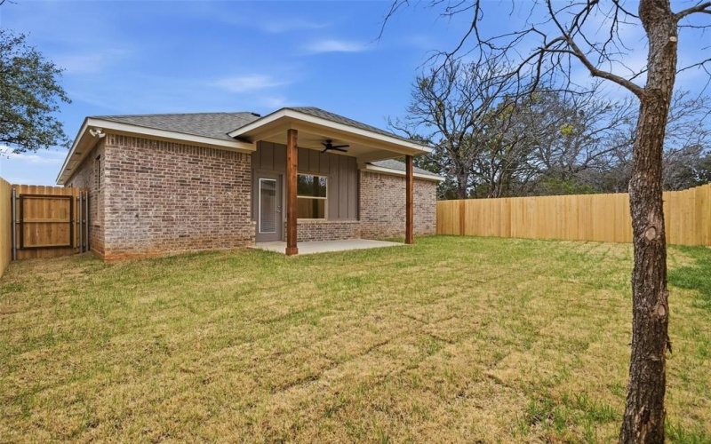 3611 Broken Bow Drive, Granbury, TX 76048, 3 Habitaciones Habitaciones , ,2 BañosBaños,Residential,En Venta,3611 Broken Bow Drive,0,21177345