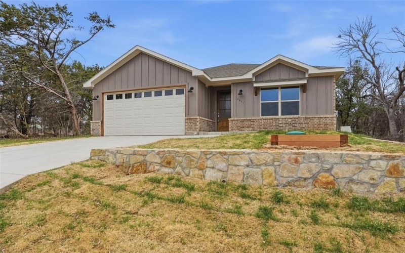 3611 Broken Bow Drive, Granbury, TX 76048, 3 Habitaciones Habitaciones , ,2 BañosBaños,Residential,En Venta,3611 Broken Bow Drive,0,21177345