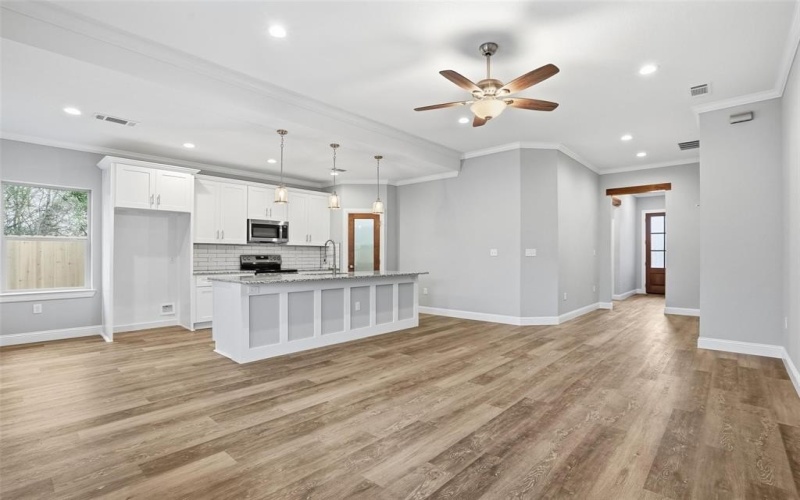 3611 Broken Bow Drive, Granbury, TX 76048, 3 Habitaciones Habitaciones , ,2 BañosBaños,Residential,En Venta,3611 Broken Bow Drive,0,21177345