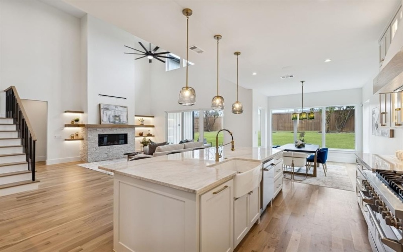 8749 Rexford Drive, Dallas, TX 75209, 4 Bedrooms Bedrooms, ,5 BathroomsBathrooms,Residential,For Sale,8749 Rexford Drive,0,21177564