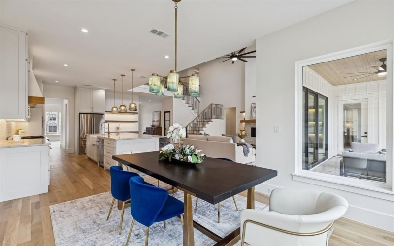 8749 Rexford Drive, Dallas, TX 75209, 4 Bedrooms Bedrooms, ,5 BathroomsBathrooms,Residential,For Sale,8749 Rexford Drive,0,21177564