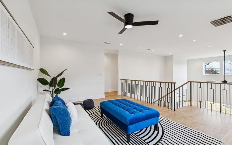 8749 Rexford Drive, Dallas, TX 75209, 4 Bedrooms Bedrooms, ,5 BathroomsBathrooms,Residential,For Sale,8749 Rexford Drive,0,21177564