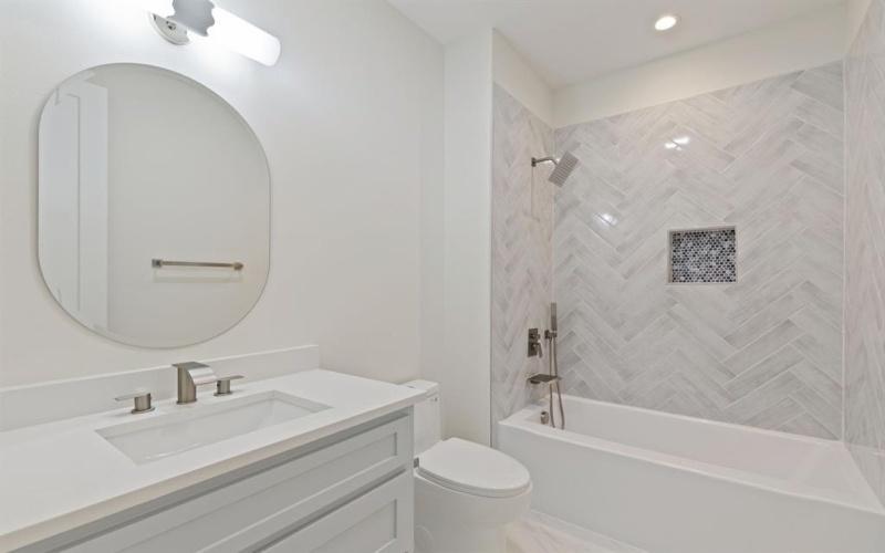 8749 Rexford Drive, Dallas, TX 75209, 4 Bedrooms Bedrooms, ,5 BathroomsBathrooms,Residential,For Sale,8749 Rexford Drive,0,21177564