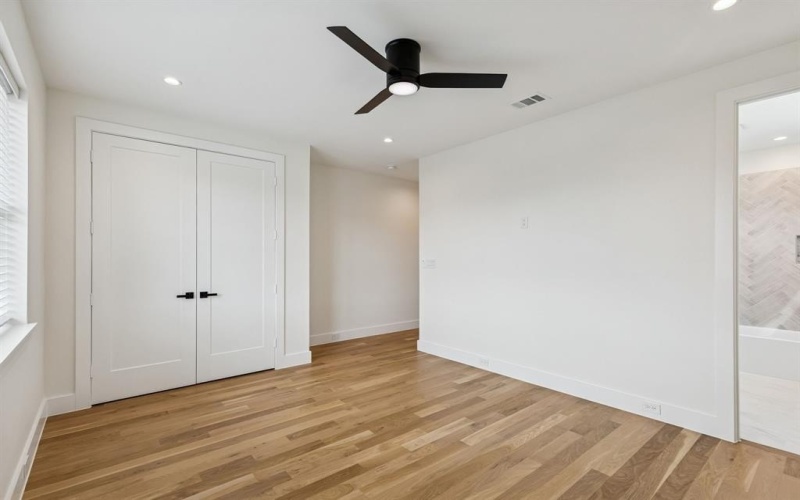 8749 Rexford Drive, Dallas, TX 75209, 4 Bedrooms Bedrooms, ,5 BathroomsBathrooms,Residential,For Sale,8749 Rexford Drive,0,21177564