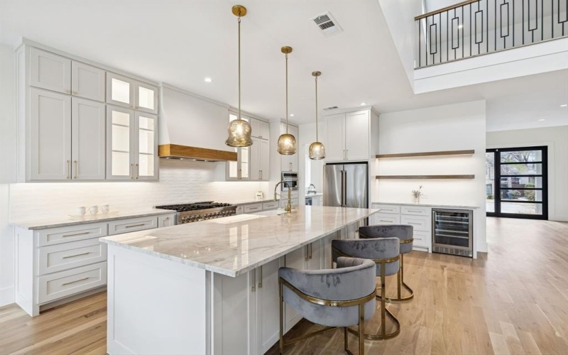 8749 Rexford Drive, Dallas, TX 75209, 4 Bedrooms Bedrooms, ,5 BathroomsBathrooms,Residential,For Sale,8749 Rexford Drive,0,21177564