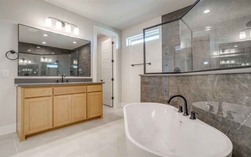 310 Waterfall Ranch Road, Waxahachie, TX 75167, 4 Bedrooms Bedrooms, ,3 BathroomsBathrooms,Residential,For Sale,310 Waterfall Ranch Road,0,21177808