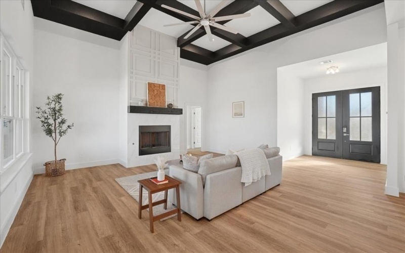 328 Slimp Bluff, Azle, TX 76020, 4 Habitaciones Habitaciones , ,2 BañosBaños,Residential,En Venta,328 Slimp Bluff,0,21178003