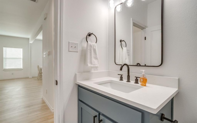 3815 Silver Creek Court, Granbury, TX 76048, 3 Bedrooms Bedrooms, ,2 BathroomsBathrooms,Residential,For Sale,3815 Silver Creek Court,0,21178180