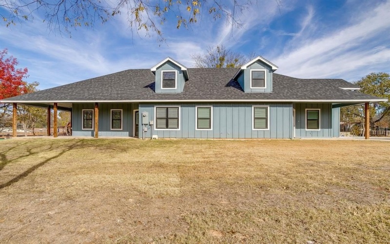 3815 Silver Creek Court, Granbury, TX 76048, 3 Bedrooms Bedrooms, ,2 BathroomsBathrooms,Residential,For Sale,3815 Silver Creek Court,0,21178180